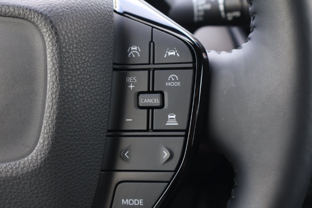 Certified 2026 Toyota Prius FWD image 21