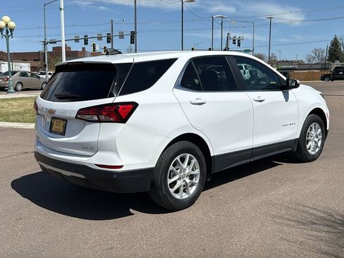Used 2022 Chevrolet Equinox LT AWD/4WD image 5