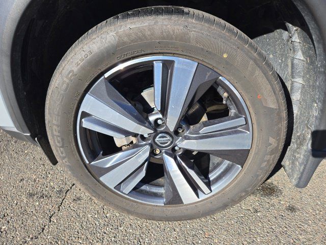Used 2021 Nissan Rogue SL AWD/4WD image 13