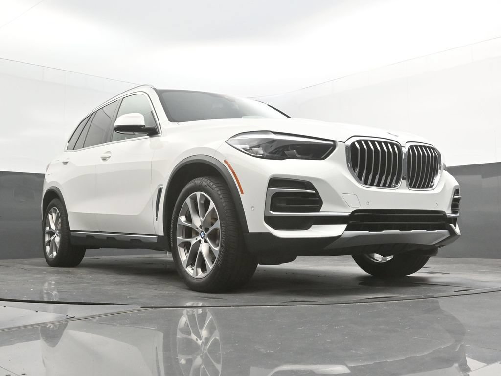 Used 2022 BMW X5 sDrive40i w/ Premium Package RWD image 46