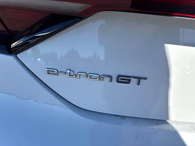 Used 2023 Audi e-tron GT Premium Plus w/ Executive Package AWD/4WD image 14