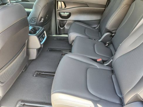New 2026 Kia Carnival SX Prestige FWD image 26