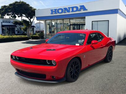 Used 2016 Dodge Challenger R/T Scat Pack w/ Leather Interior Group