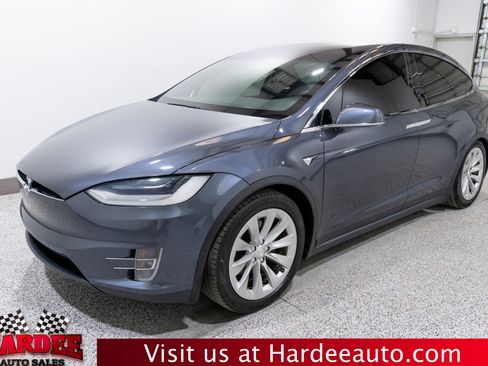 Used 2020 Tesla Model X Long Range image 2