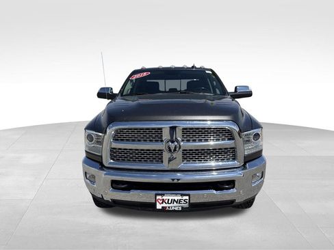Used 2018 RAM 3500 Laramie AWD/4WD image 2