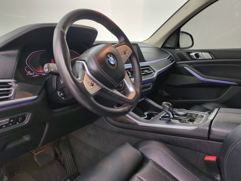 Used 2021 BMW X7 xDrive40i w/ Premium Package image 4