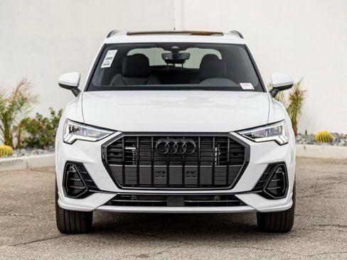 New 2025 Audi Q3 2.0T Premium image 3