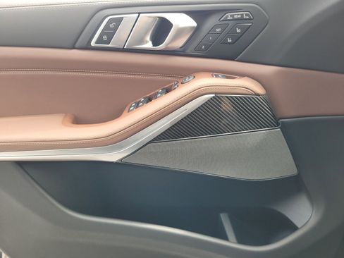 New 2026 BMW X7 M60i image 21