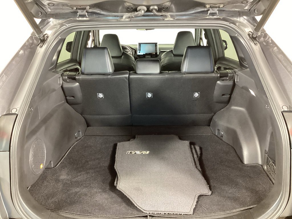 Used 2022 Toyota RAV4 XSE AWD/4WD image 30