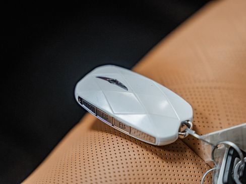 Used 2025 Genesis GV80 2.5T Prestige image 58