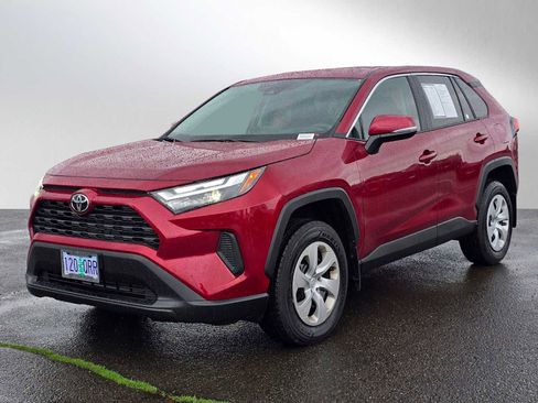 Certified 2025 Toyota RAV4 LE image 7