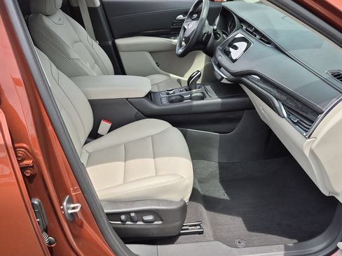 Certified 2021 Cadillac XT4 Premium Luxury w/ Cold Weather Package FWD image 26
