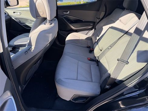 Used 2017 Hyundai Santa Fe Sport image 22