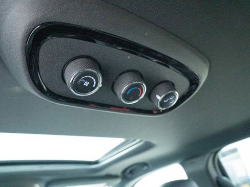 Certified 2023 Dodge Durango GT image 34