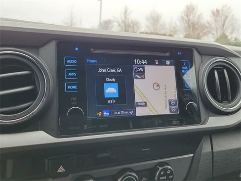 Used 2017 Toyota Tacoma TRD Sport w/ Tow Package image 21