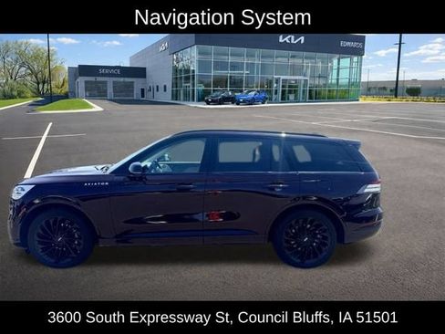 Used 2023 Lincoln Aviator Reserve w/ Equipment Group 201A RWD image 8