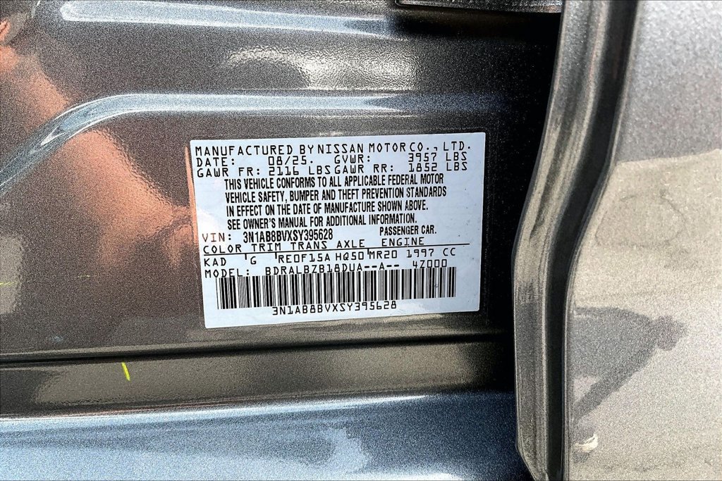 Certified 2025 Nissan Sentra S FWD image 18