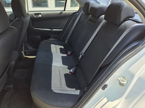Used 2017 Mitsubishi Lancer ES FWD image 18