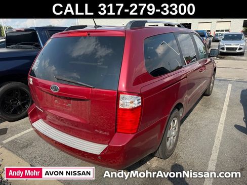 Used 2010 Kia Sedona LX FWD image 3