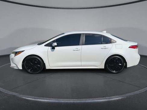 Certified 2026 Toyota Corolla LE FWD image 5