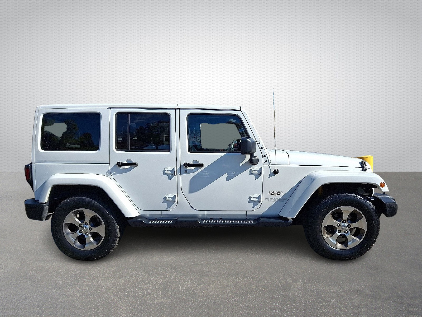 Certified 2017 Jeep Wrangler Unlimited Sahara w/ Connectivity Group AWD/4WD image 7