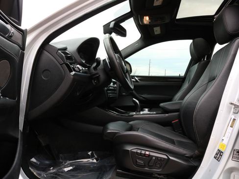 Used 2017 BMW X4 M40i AWD/4WD image 22