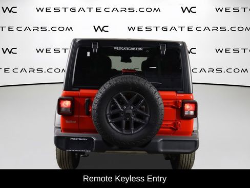 Used 2024 Jeep Wrangler Unlimited Sport AWD/4WD image 4