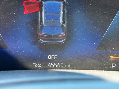 Used 2024 BMW X7 xDrive40i image 41