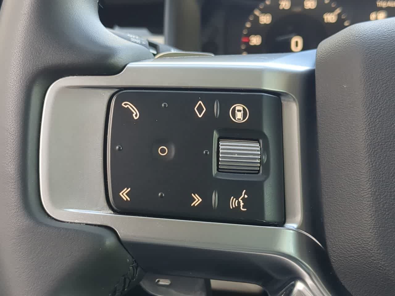 Certified 2025 Land Rover Discovery S AWD/4WD image 25