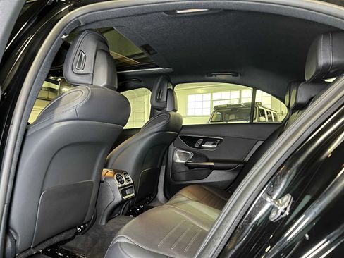 Used 2023 Mercedes-Benz C 300 4MATIC Sedan image 19