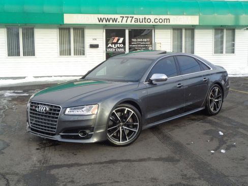 Used 2016 Audi S8 Plus w/ Driver Assistance Package image 1