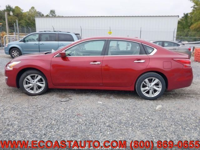 Used 2013 Nissan Altima 2.5 SV FWD image 9
