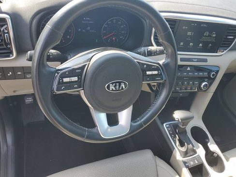 Used 2022 Kia Sportage EX AWD/4WD image 18