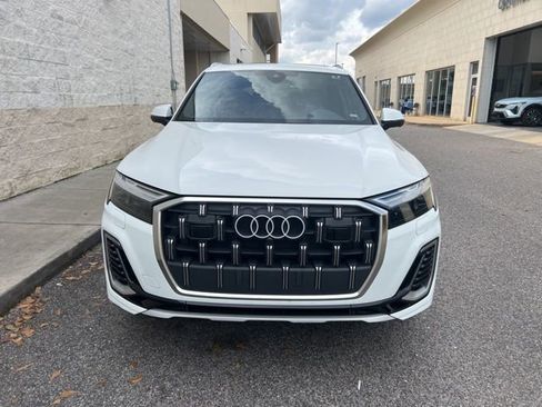 Used 2025 Audi Q7 3.0T Premium Plus image 2