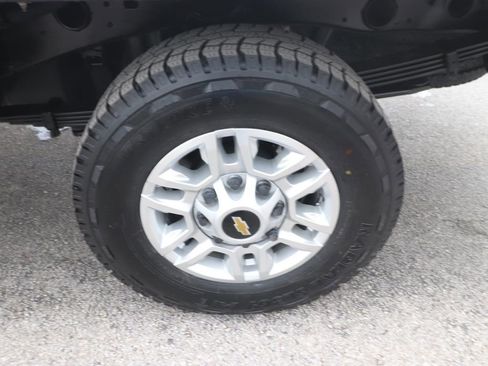 Used 2022 Chevrolet Silverado 2500 W/T w/ WT Fleet Convenience Package image 16