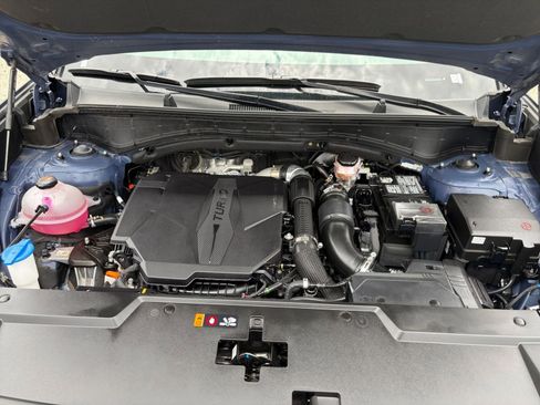 Used 2025 Hyundai Santa Fe SEL FWD image 34