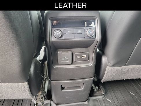 Used 2020 GMC Acadia SLT w/ LPO, Floor Liner Package FWD image 11
