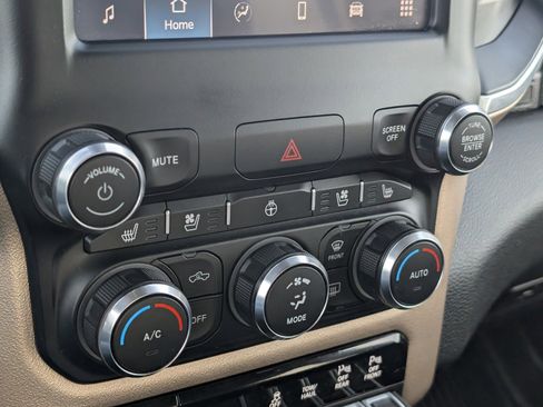 Used 2022 RAM 1500 Laramie image 24