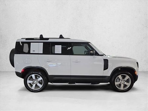 Certified 2024 Land Rover Defender 110 S AWD/4WD image 4