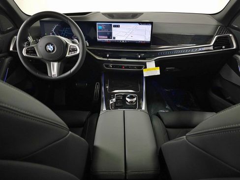 Used 2026 BMW X5 xDrive40i w/ Executive Package image 9