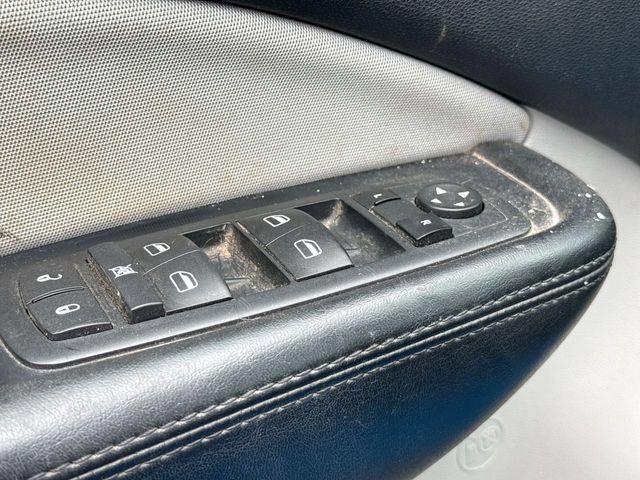 Used 2015 Dodge Dart SXT FWD image 9