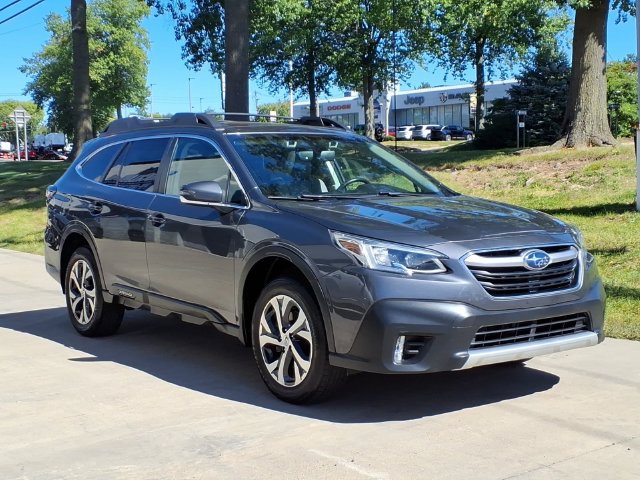Used 2022 Subaru Outback Limited XT AWD/4WD image 3