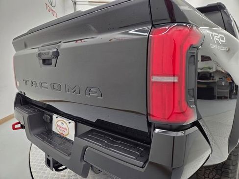 New 2026 Toyota Tacoma TRD Off-Road AWD/4WD image 28