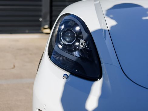 Certified 2018 Porsche 718 Cayman S image 13