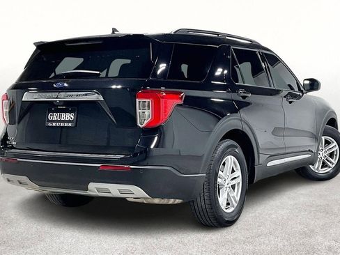 Used 2023 Ford Explorer XLT w/ Equipment Group 202A image 2