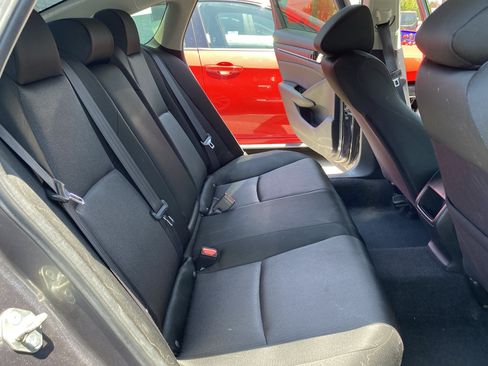 Used 2021 Honda Accord LX image 21