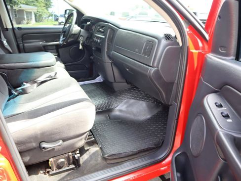 Used 2004 Dodge Ram 3500 Truck SLT w/ Sport Appearance Group AWD/4WD image 16