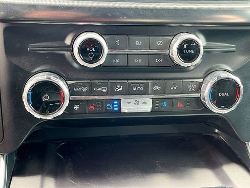 Used 2024 Ford F150 Platinum w/ Equipment Group 702A High AWD/4WD image 16