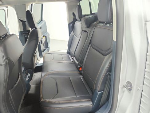 Used 2025 Ford Maverick Tremor image 37