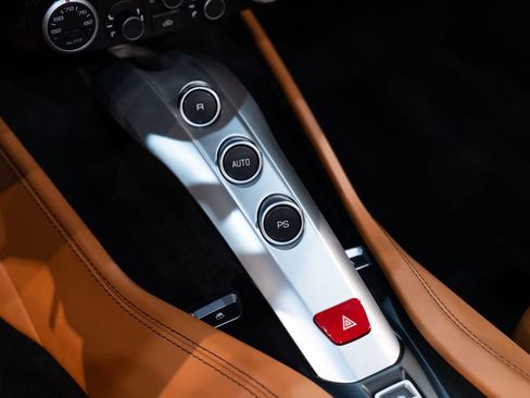 Certified 2017 Ferrari California T RWD image 35